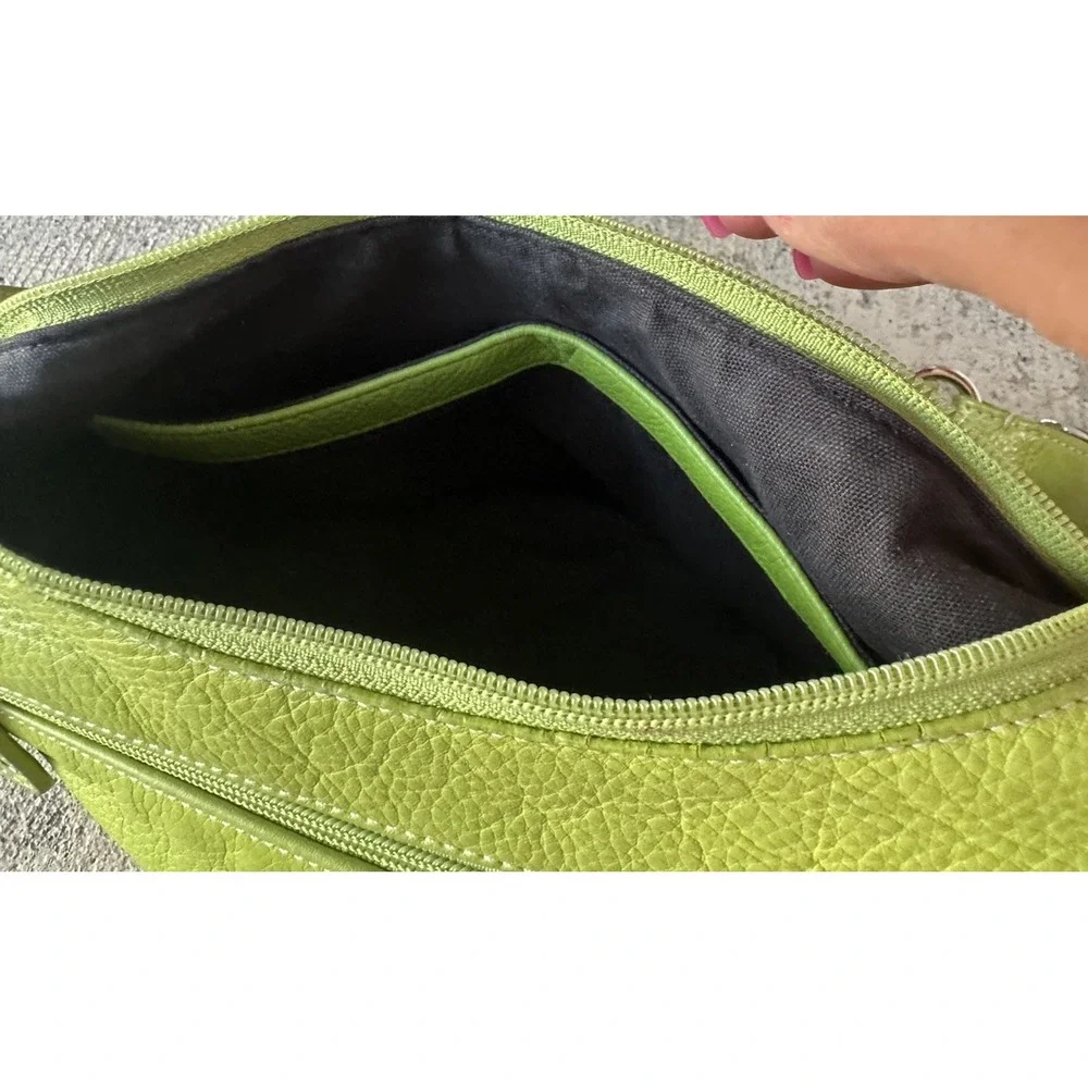 TIGNANELLO Pebbled Leather Green Hobo Zip Top Purse Bag Shoulder Y2K 90's